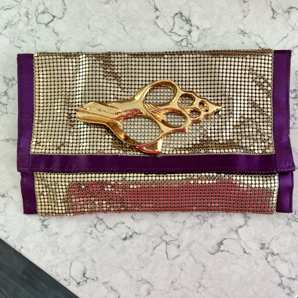 NWOT Felix Rey Seashell Clutch!